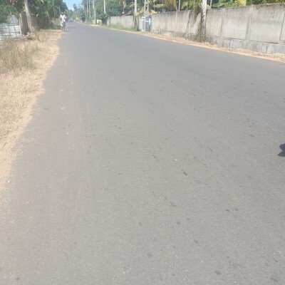 9பரப்பு காணி விற்பனைக்கு