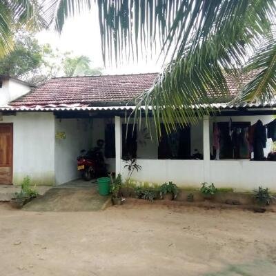 House for sale in Kilinochchchi Aanaivilunthan area