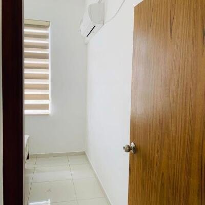 03 Rooms Unfurnished Apartment for Sale in Ethul Kotte Alakeshwara Road