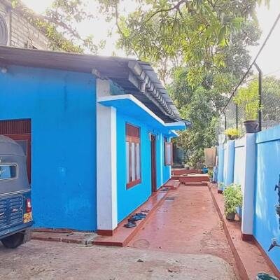 2story House for sale in aliwatha mattakuliya colombo 15