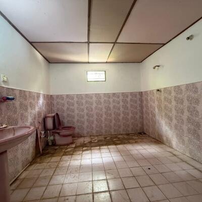 அச்சுவேலி Town இல் 4.5 பரப்பு காணி வீடு விற்பனைக்கு-10