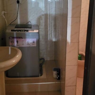 பண்டத்தரிப்பு  பத்திமா வீதியில் சுற்று மதிலுடன் கூடிய 3.75பரப்பு காணியில் அமைந்துள்ள மாடி வீடு விற்பனைக்கு-9