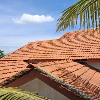 ஊரெழு பகுதியில் 2.1/2 பரப்பு மாடி வீடு விற்பனைக்கு உள்ளது