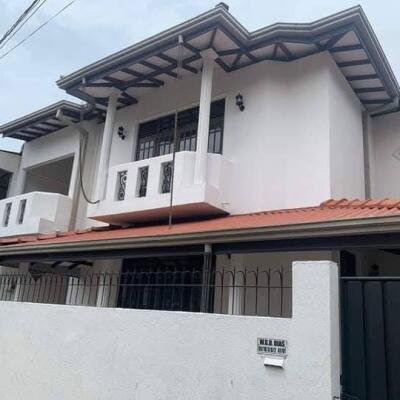 House for sale in Moratuwa