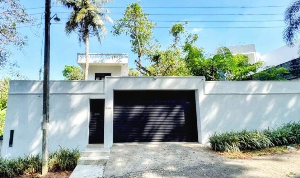 House for sale - Thalawathugoda-3