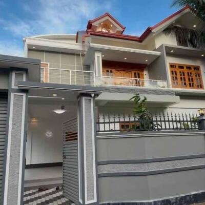 உரும்பிராயில் 1.25 பரப்பு காணியில் அமைந்த புதிய மாடி வீடு🏡 sale