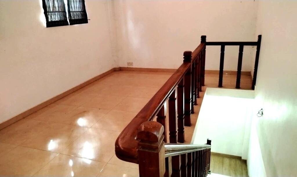 Modern two storey house for sale in Mirigama city-8