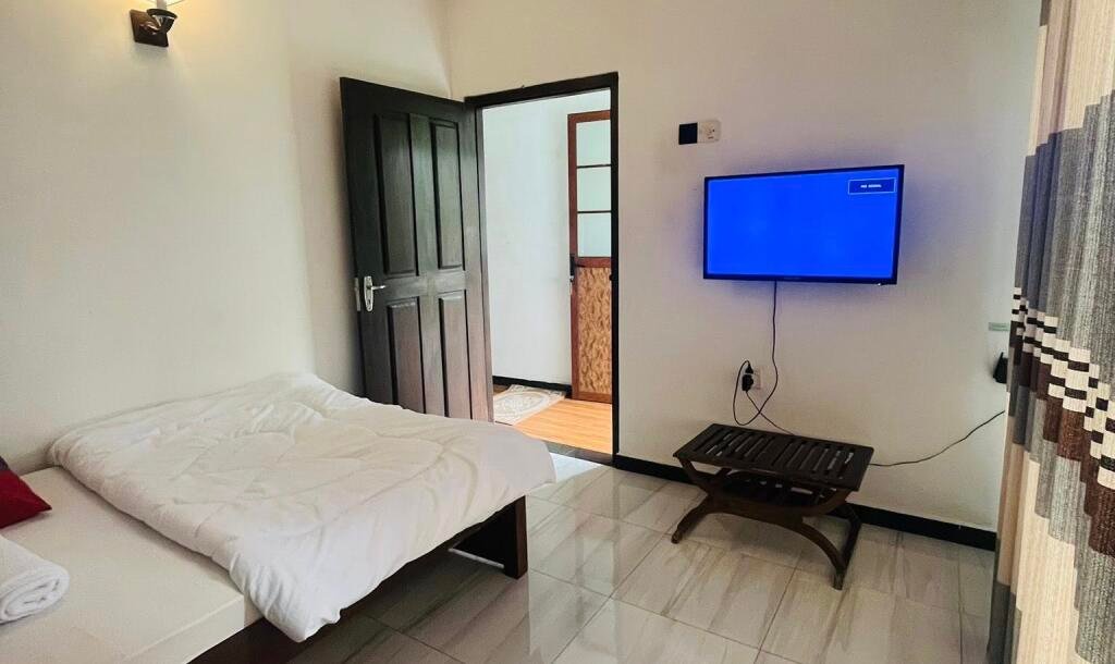 Running Villa for sale...AHANGAMA-8