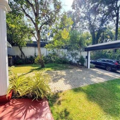 House for sale - Thalawathugoda-2