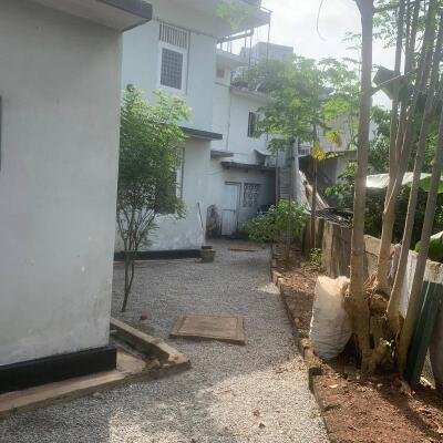 LAND WITH OLD HOUSE FOR SALE IN NUGEGODA(kohuwala)-10