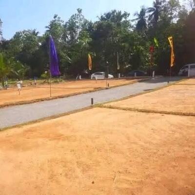 5 valuable plots near Kadawatha Wabada road for sale immediately.-1