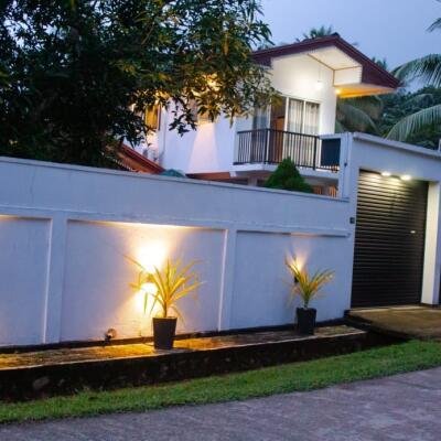 Running Villa for sale...AHANGAMA-2