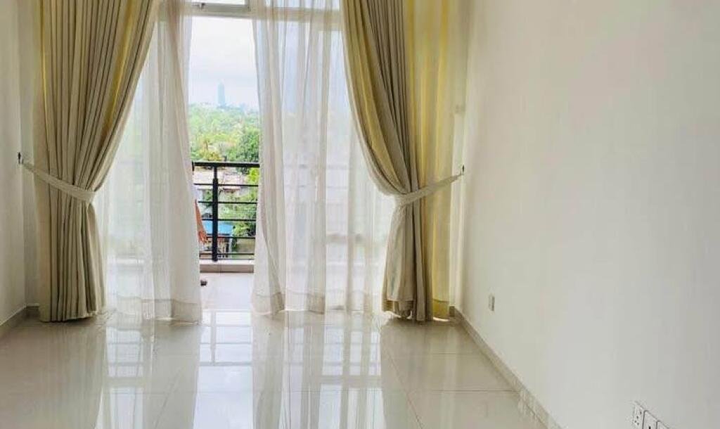 03 Rooms Unfurnished Apartment for Sale in Ethul Kotte Alakeshwara Road-1