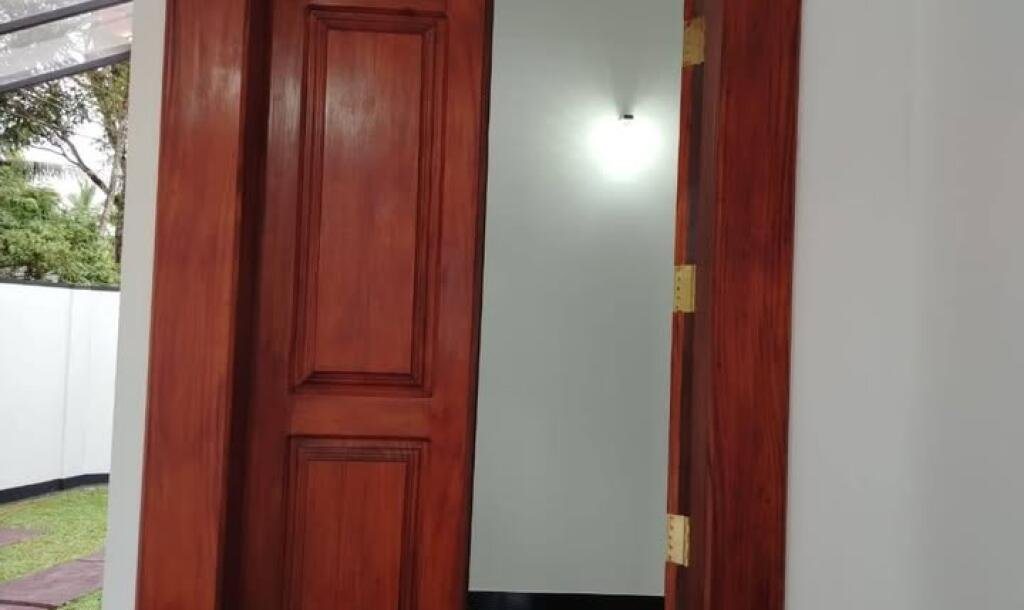 10 PERCH  3 BEDROOMS BRAND NEW HOUSE SALE IN PILIYANDALA KESBEWA-3