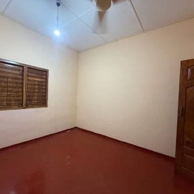 urumpirai ஊரெழுவில் 3 பரப்பு காணியில் அமைந்த வீடு 🏡விற்பனைக்கு-9