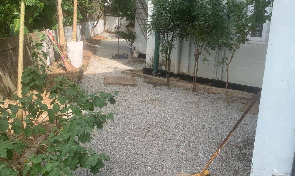 LAND WITH OLD HOUSE FOR SALE IN NUGEGODA(kohuwala)-12