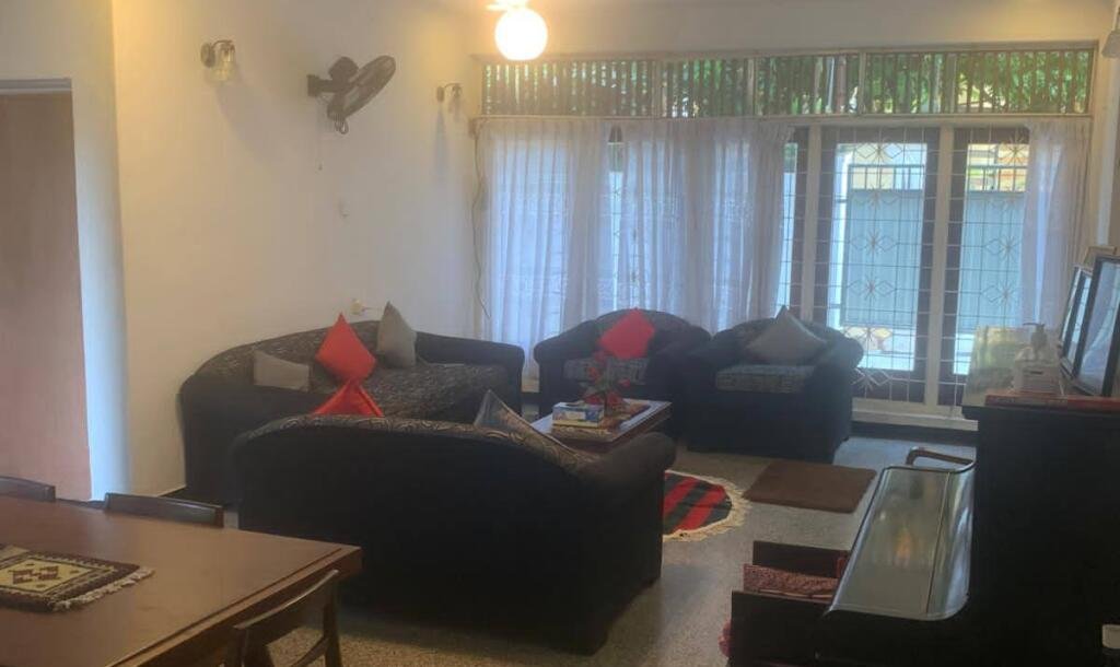 LAND WITH OLD HOUSE FOR SALE IN NUGEGODA(kohuwala)-4