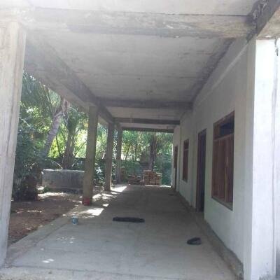 கைதடி - A9 வீதிக்கு அருகாமையில் அமைந்துள்ள, வீட்டுடன் கூடிய காணி விற்பனைக்கு prime location காணி