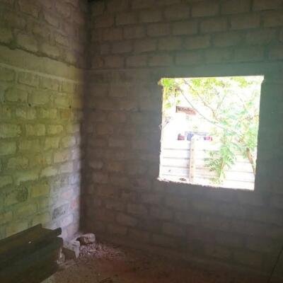 வவுனியா, தோணிக்கல், ஆலடி வீதிக்கு அருகில், 4 பரப்பு உறுதிக்காணி விற்பனைக்கு. 2 பக்க மதில், வீடு உள்ளது-2