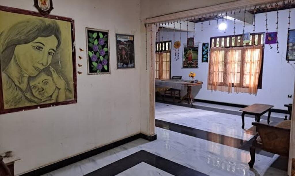 10 perches house for sale in Ganegoda area near 500 meters to Mirigama tree junction.-2