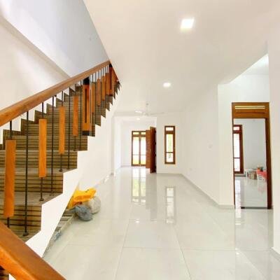 Brand New Two-Storey House for Sale – Korathota, Kaduwela Road, Athurugiriya (Laksha 355)