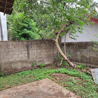 10 perches house for sale in Ganegoda area near 500 meters to Mirigama tree junction.