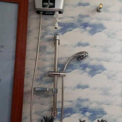 A complete house for sale with 15 perches located near Negombo (Kadawala) town in Gampaha district.