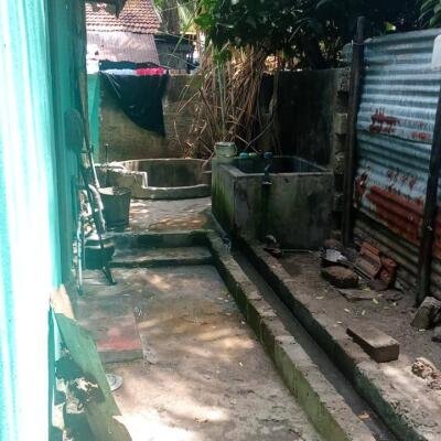 1 lobby house with 3 sides round wall for sale near #Jaffna #Navandurai.