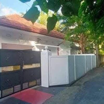 யாழ்ப்பாணம்  மேற்கு கொக்குவில் பொன்னையா  வீதியில்  வீடு விற்பனைக்கு.