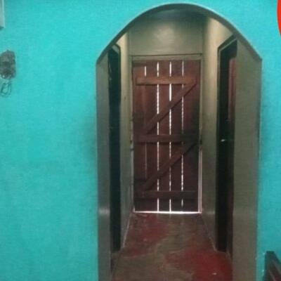 1 lobby house with 3 sides round wall for sale near #Jaffna #Navandurai.