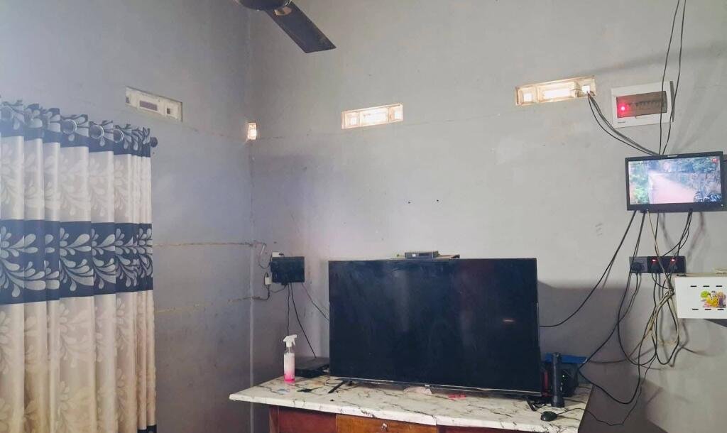 யாழ் மானிப்பாய் பகுதியில் 2.5 பரப்பு காணியில் அமைந்த வடக்கு வாசல் புதிய வீடு விற்பனைக்கு-5