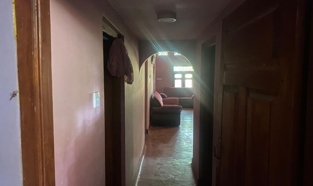 8 Spacious Farmer House with Round Wall for Sale along Neriyakulam Main Road-8