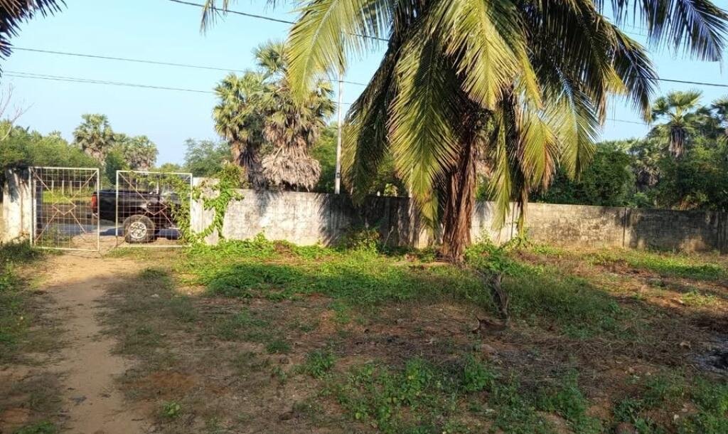 24 Parappu Residential Land For Sale in Nedungulam Road in Ariyalai, Jaffna-4