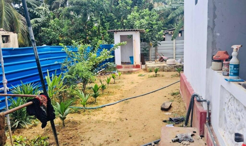 யாழ் மானிப்பாய் பகுதியில் 2.5 பரப்பு காணியில் அமைந்த வடக்கு வாசல் புதிய வீடு விற்பனைக்கு-8