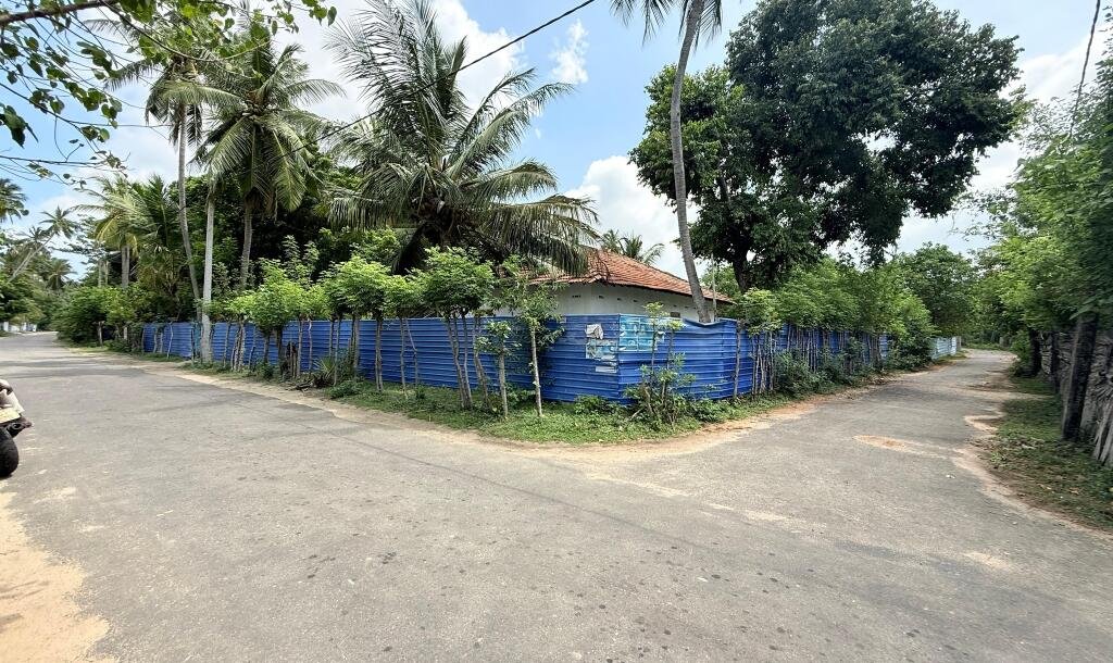காரைநகரில் காணி விற்பனைக்கு-1