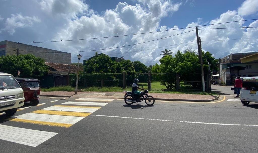 Galle Road facing 54 perches in Egodauyana, Moratuwa-4