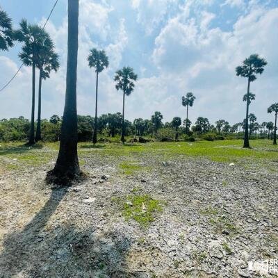 Land For Sale In mathagal Jaffna