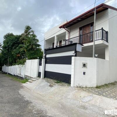 Modern Brand new 2 Story House for rent in Mountlavinia