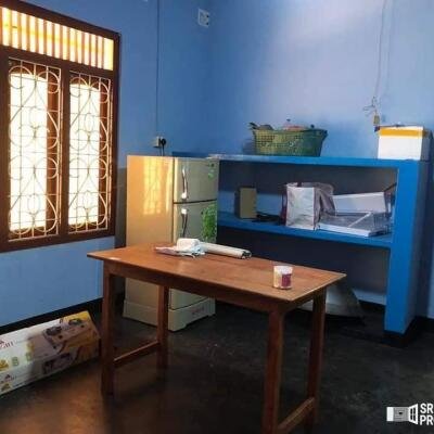 House with 6 rooms for sale near Nelliadi Malusandi on 4 acres of land.