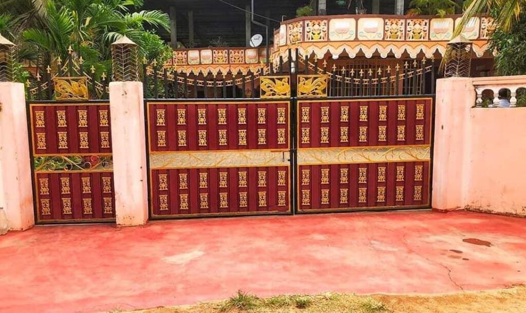 4000squarefeet house 5 rooms downstairs New House with 11 Area plot in Vavuniya Maharambaikulam-1