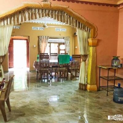 4000squarefeet house 5 rooms downstairs New House with 11 Area plot in Vavuniya Maharambaikulam